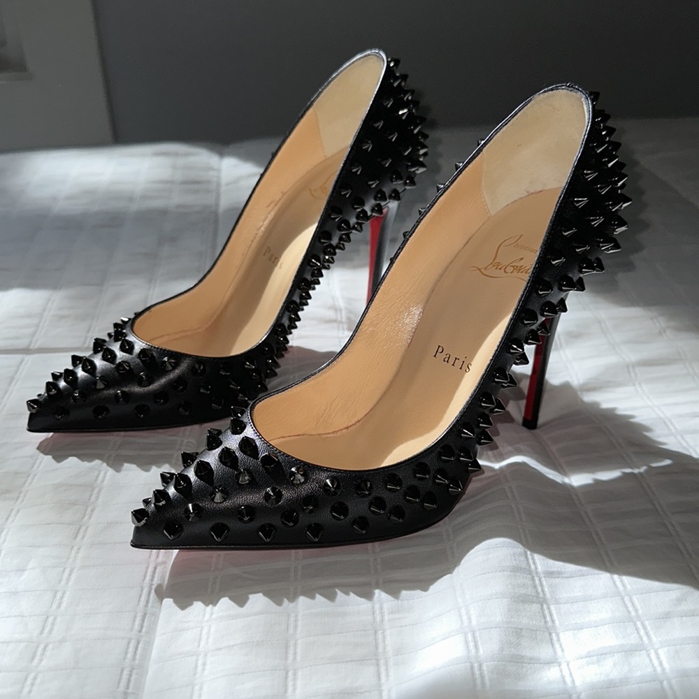 Christian Louboutin Follies Spikes 100 Nappa Shiny  BRAND NEW NEVER WORN - Picture 2 of 6